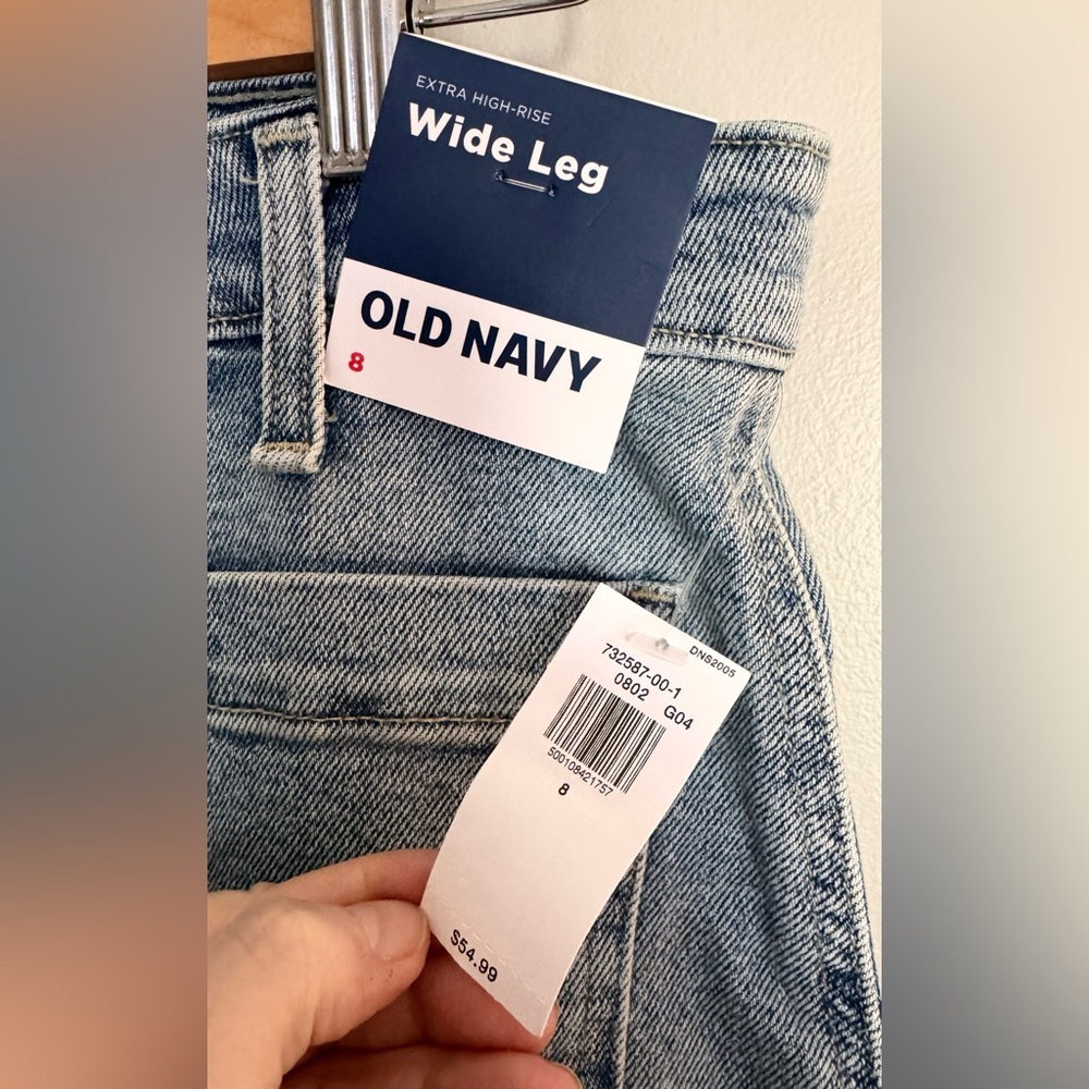Old Navy Extra High Rise Wide Leg Jeans Light Wash NWT Size 8 - Picture 5 of 6